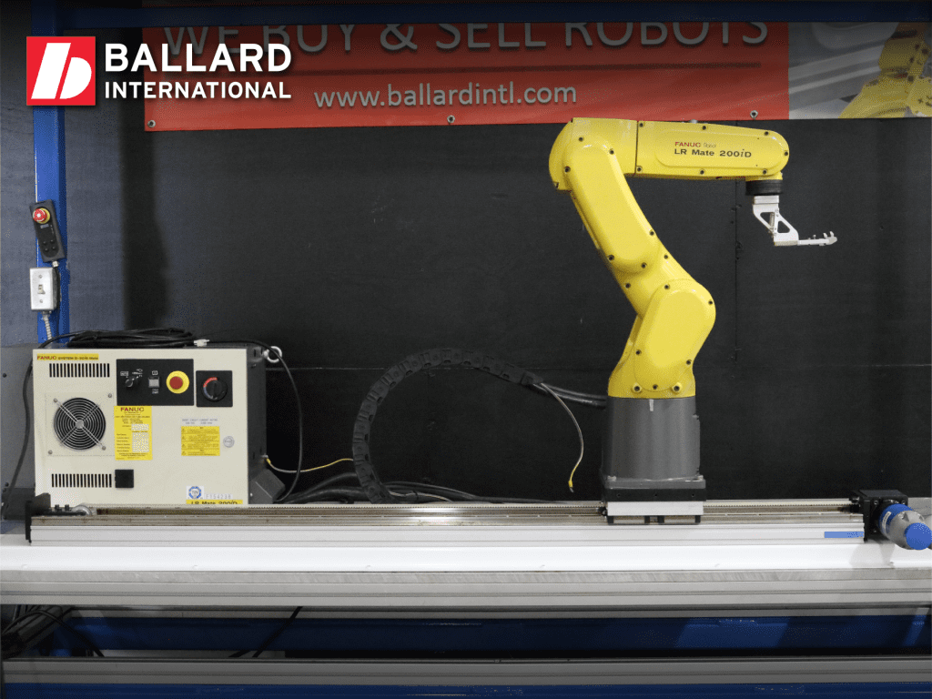 LR Mate on Linear Rail
