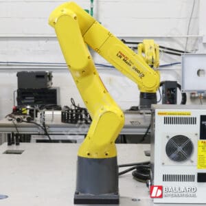 FANUC LR Mate 200iD/7L used industrial robot complete system with R30iB Mate Plus and teach pendant F242203