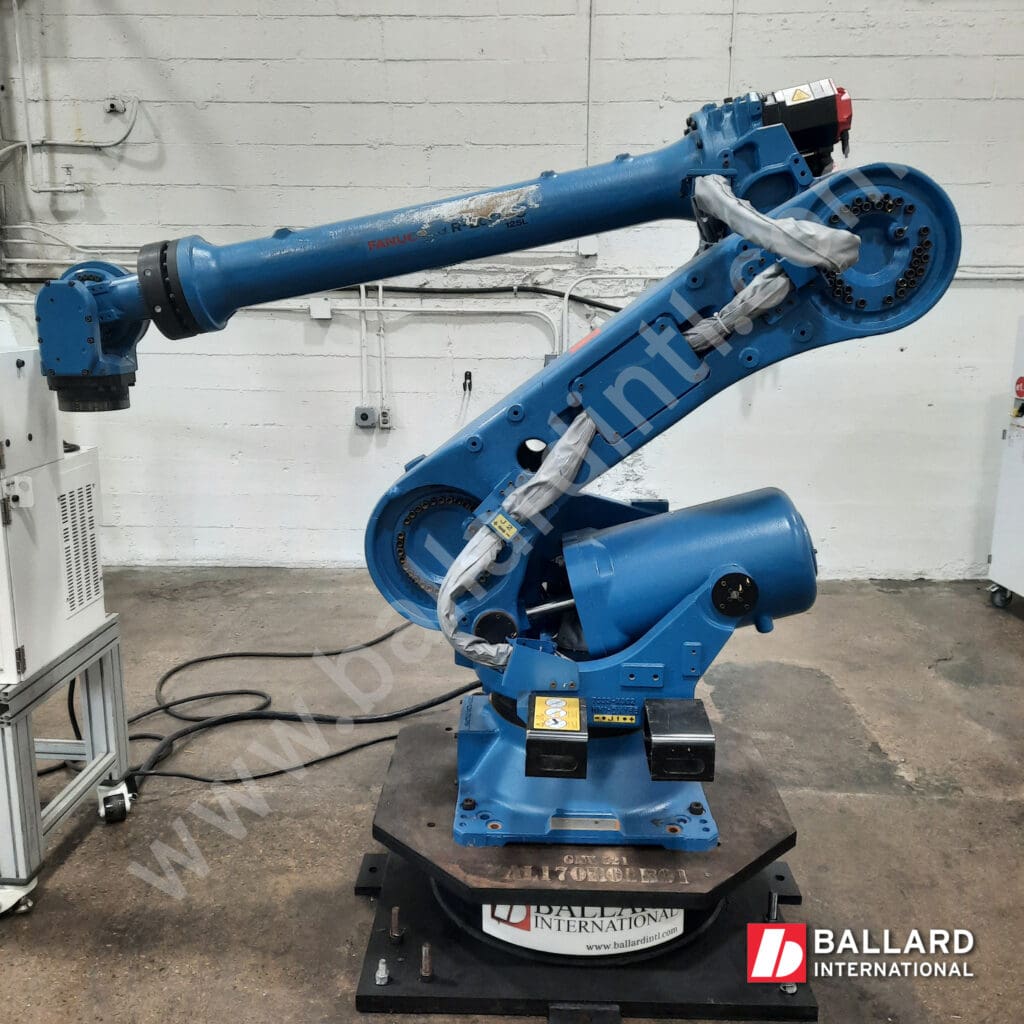 FANUC R-2000iC/125L used industrial robot with R30iB Plus complete system with teach pendant and cables tested good condition F265563